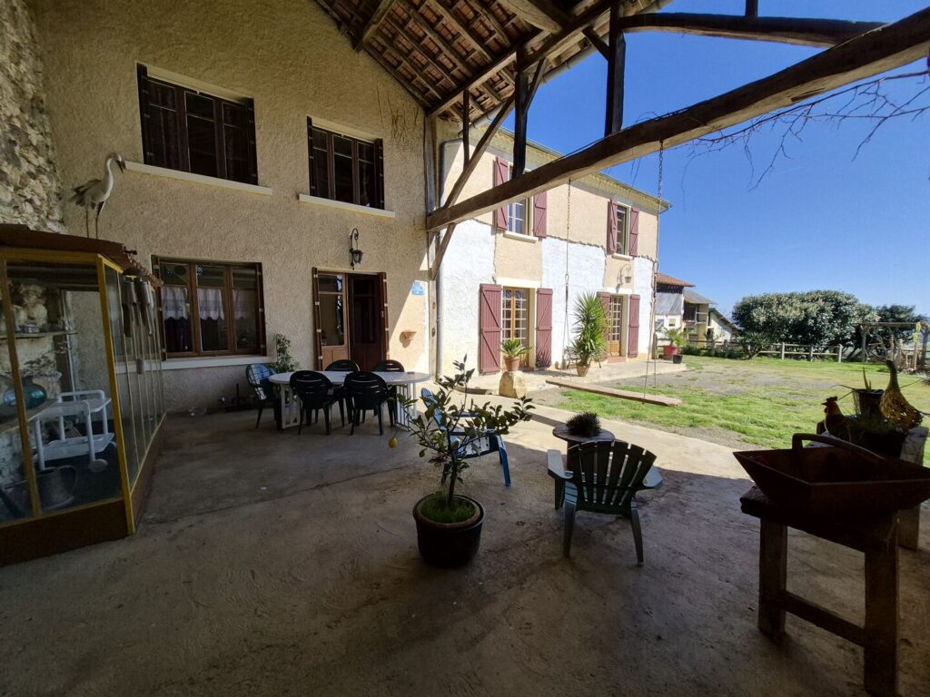 À vendre, Gers, proche de Trie-sur-Baïse: Maison gasconne de 1832… – Maison ancienne à SARRAGUZAN
