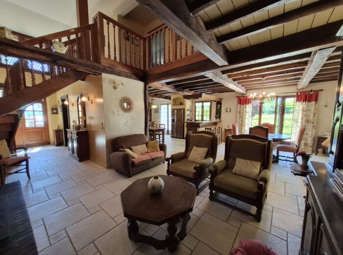 À vendre, proche Castelnau Magnoac (Hautes-Pyrénées): Belle maison… – Maison ancienne à CASTELNAU MAGNOAC