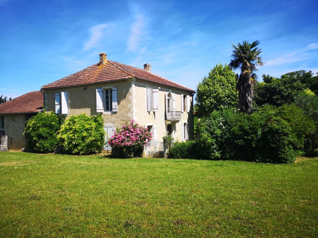 Superbe propriété à vendre en exclusivité près de Jégun, Gers… – Maison de maître à Jégun