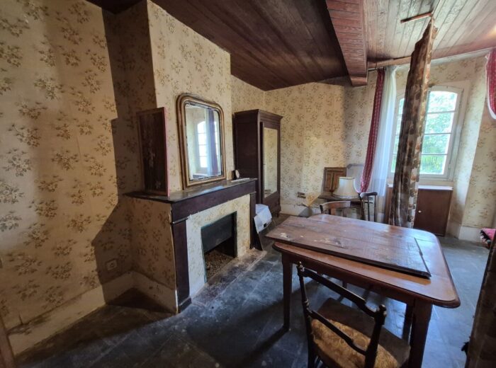 À vendre, proche de Tarbes (Hautes-Pyrénées): maison de plain-pied… – Corps de ferme à AUBAREDE