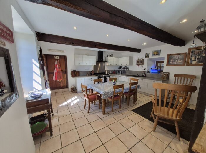 À vendre, proche de Trie-sur-Baïse: Charmante maison gasconne des… – Maison ancienne à MANAS BASTANOUS