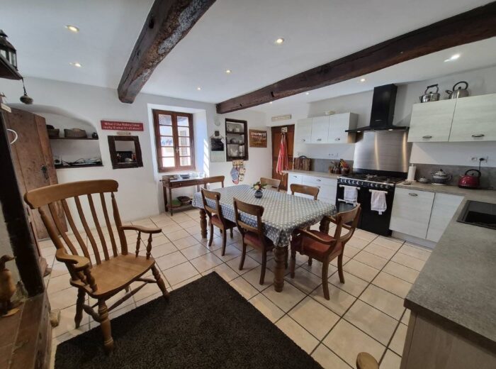 À vendre, proche de Trie-sur-Baïse: Charmante maison gasconne des… – Maison ancienne à MANAS BASTANOUS