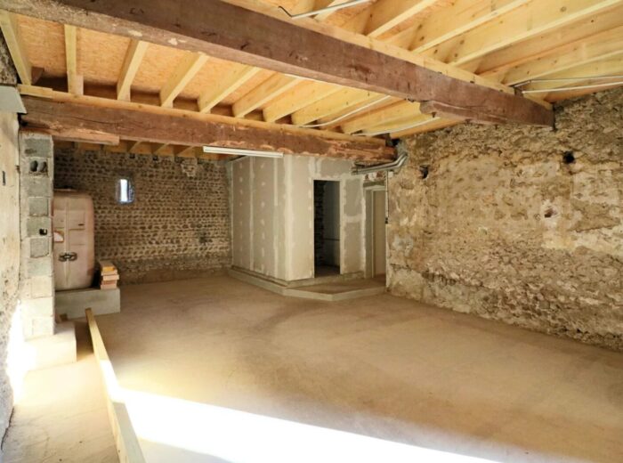 Maison comprenant 5 chambres sur 1860m² avec grandes dépendances – Maison ancienne à Maubourguet