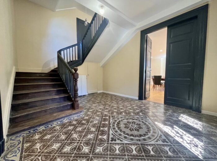 Belle maison de caractère rénovée, 4 chambres, dépendances, 1,7ha de… – Maison de caractère à Maubourguet