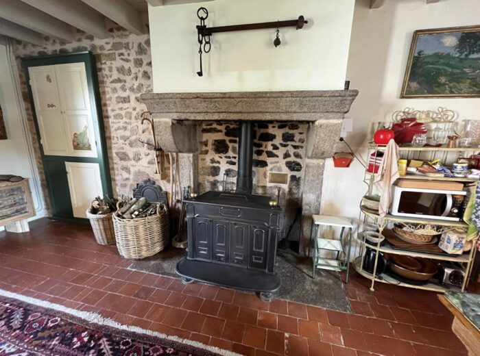 Maison rénovée au calme – Maison ancienne rénovée à Saint-Léger-sous-Beuvray