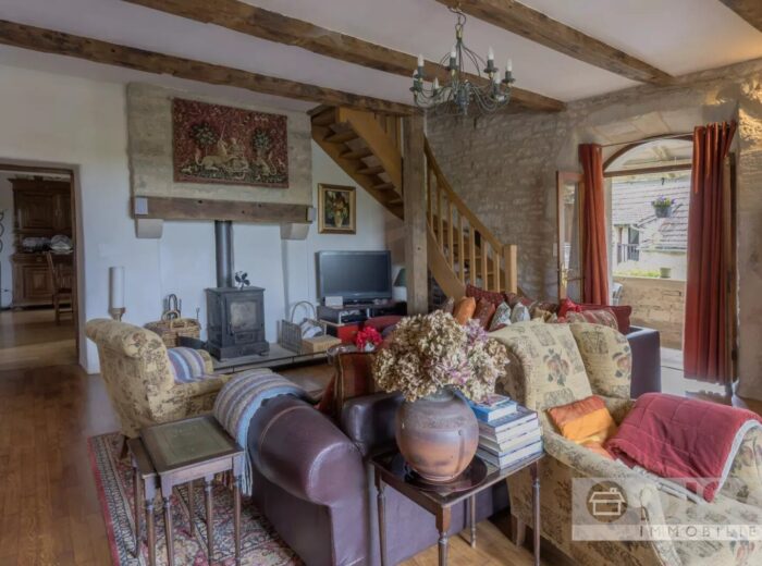 Magnifique propriété composé de quatre gîtes autour d&rsquo;une cour… – Corps de ferme à Castanet