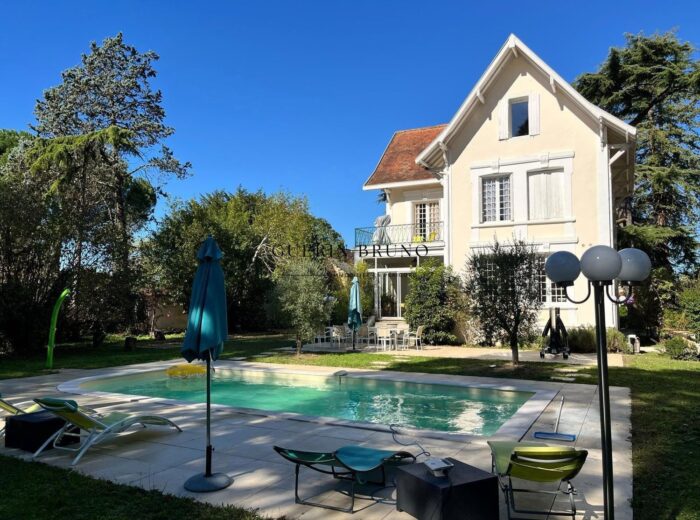 Elégante maison bourgeoise – Maison de caractère à Bergerac