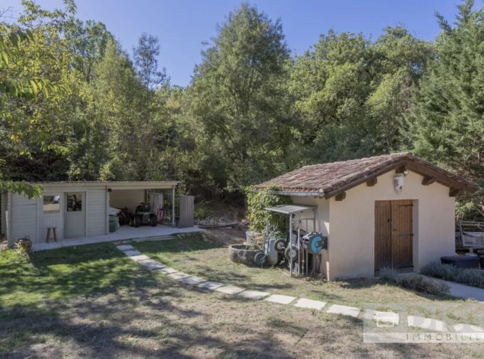 Propriété de charme avec piscine, jacuzzi et 7 hectares dans un… – Maison ancienne rénovée à Varen
