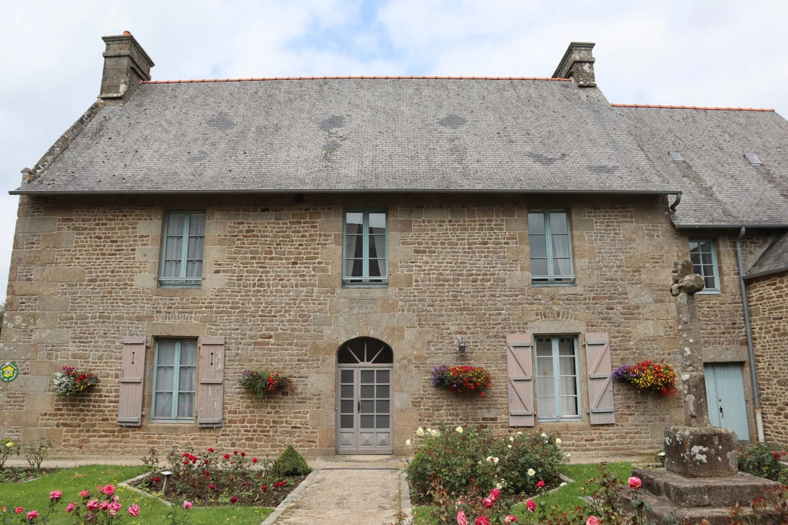 L’ancien presbytère de Mellé, en Ille-et-Vilaine.